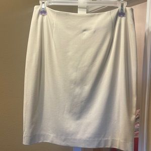 Cream Skirt Size 14 (stretch, fits great!)